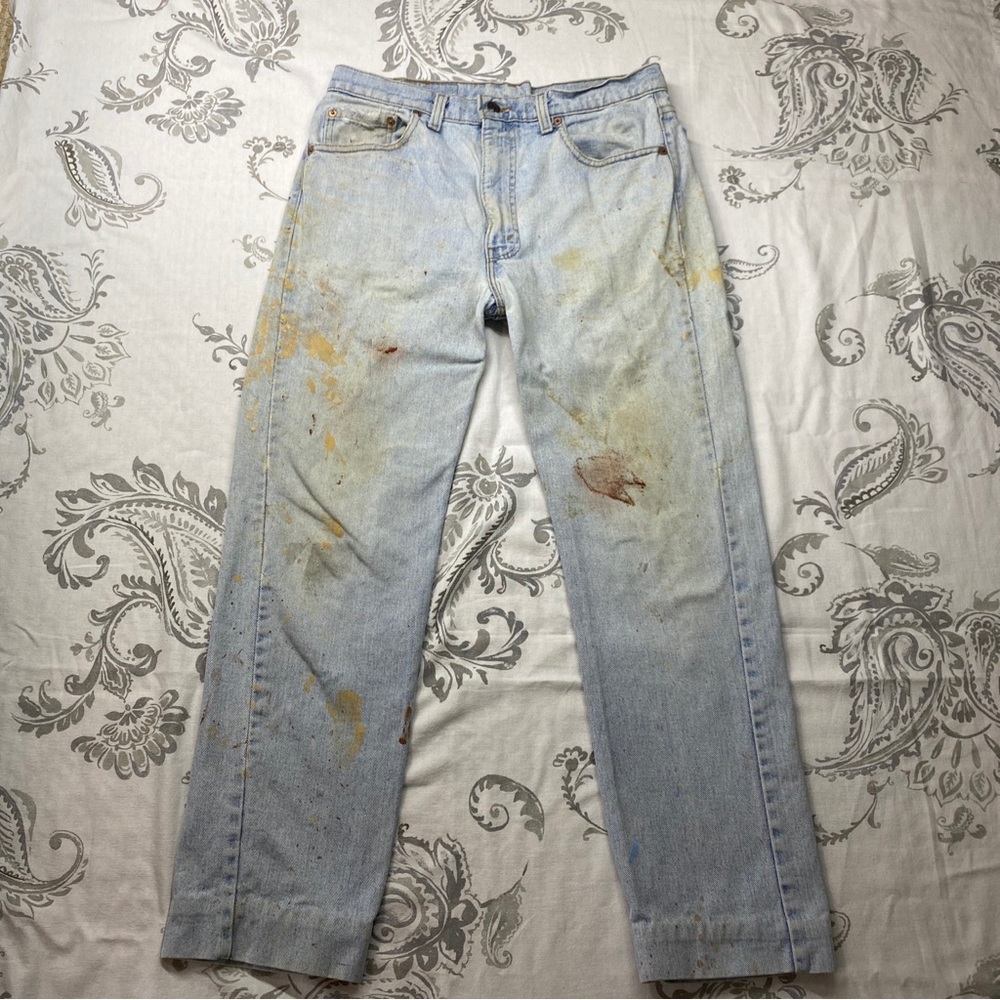 Vintage Levis Blank Tab 505xx
34X30 Measured (32X28 )Thrashed
Paint Jeans USA